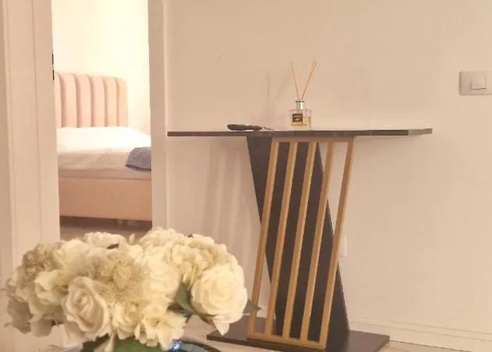 One Lmc Luxury Private Parking,ev 16kwh